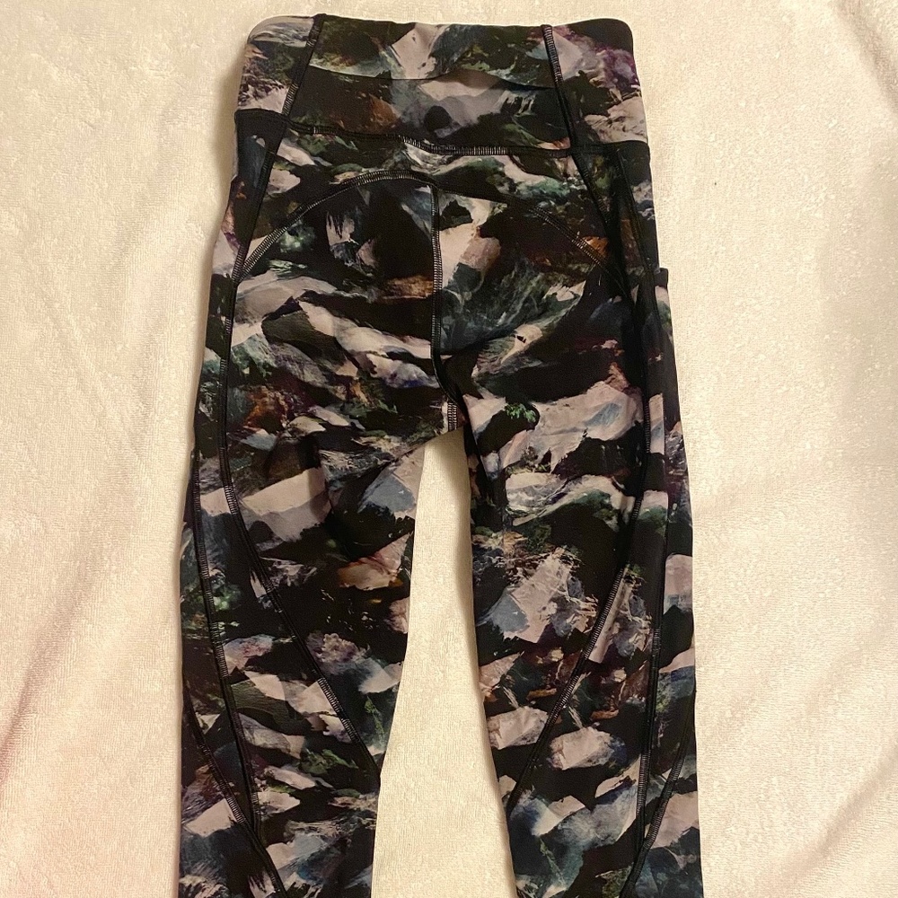 Lululemon Wunder Under Glacier Camo Starlight Multi Size: 2